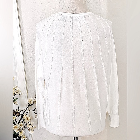 TAHARI Off-white Sweater w/ Ascend Stitching - Picture 4 of 12